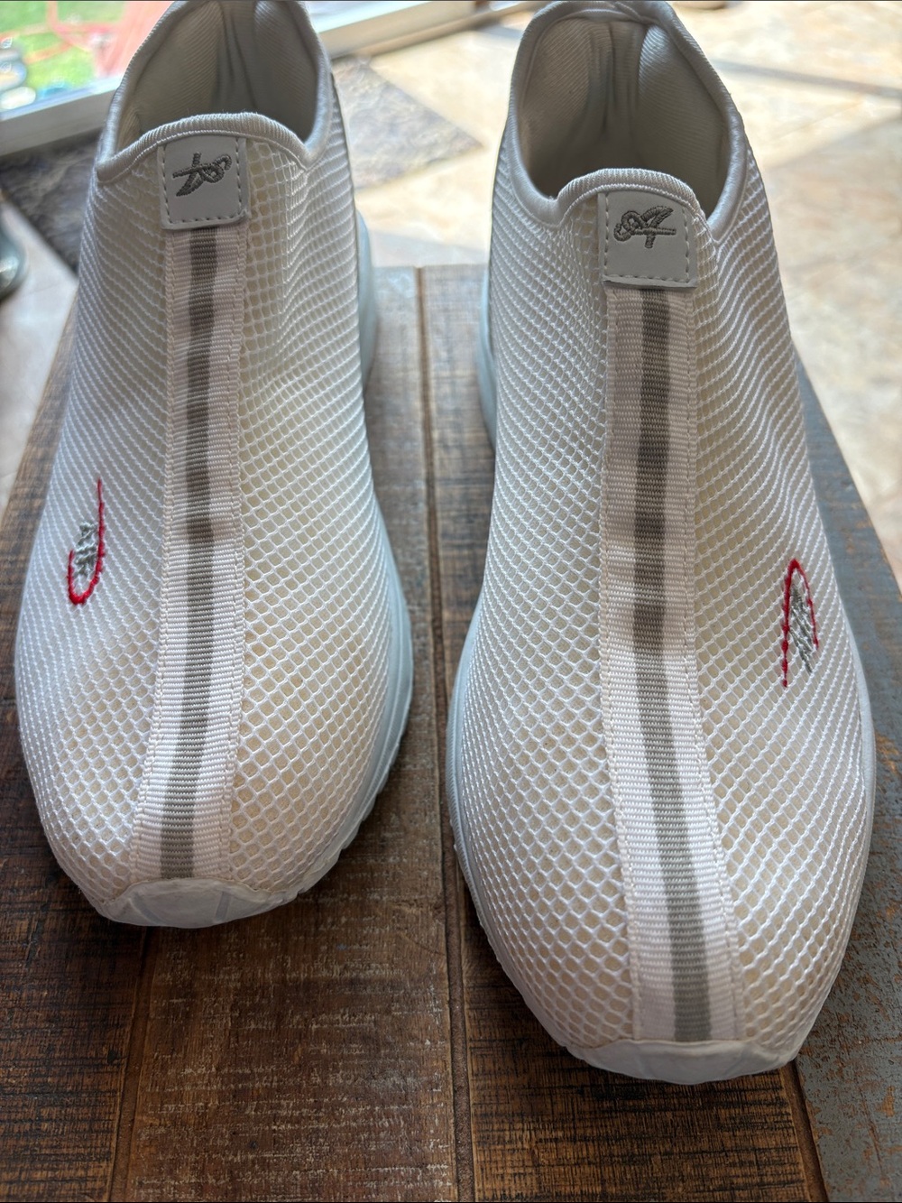 New Breathable Men’s Size 9 Slip-On Mesh Sneakers - White with Gray Accents